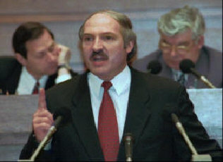 Lukasjenko.jpg (17133 bytes)